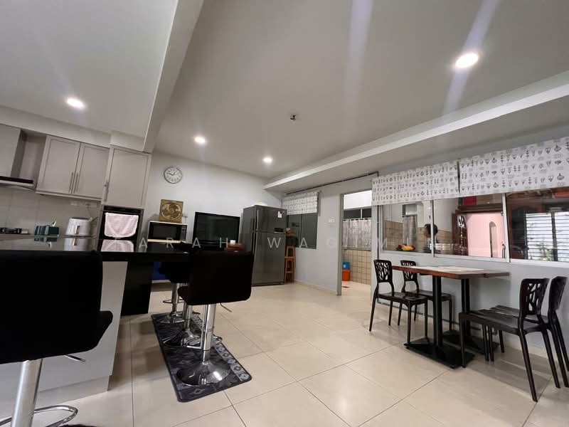 Semi-Detached House for Sale in Bukit Damansara (Damansara Heights) - Farah Wagimin - Kitchen - PropertyGuru.com.my