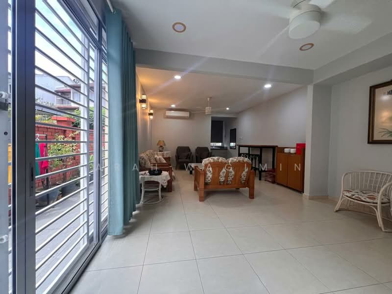 Semi-Detached House for Sale in Bukit Damansara (Damansara Heights) - Farah Wagimin - Living Room - PropertyGuru.com.my