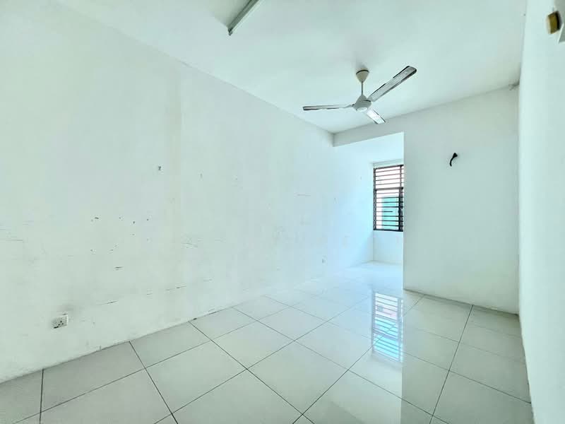 2-storey Terraced House for Sale in Taman Sri Genting (Balik Pulau) - Calvin Keoh - Interior - PropertyGuru.com.my