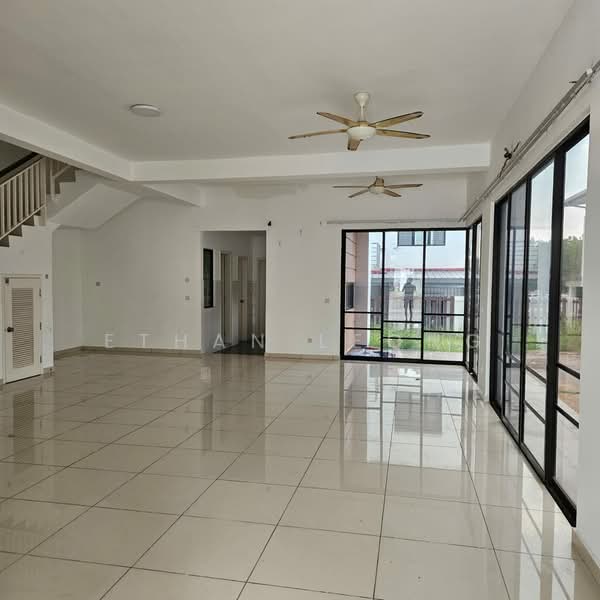 Rumah Berkembar untuk Dijual di Setia Ecohill (Semenyih) - Ethan Leong - Living Room - PropertyGuru.com.my