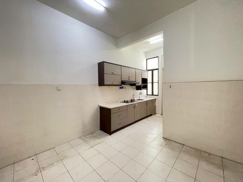 Terraced House for Sale in Alam Impian (Shah Alam) - Aizuddin Ali - Kitchen - PropertyGuru.com.my