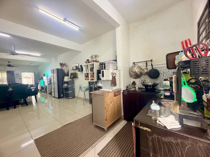 2-storey Terraced House for Sale in S2 Heights (Seremban 2) - Nurasmida Abdul Sattar - Living Room - PropertyGuru.com.my