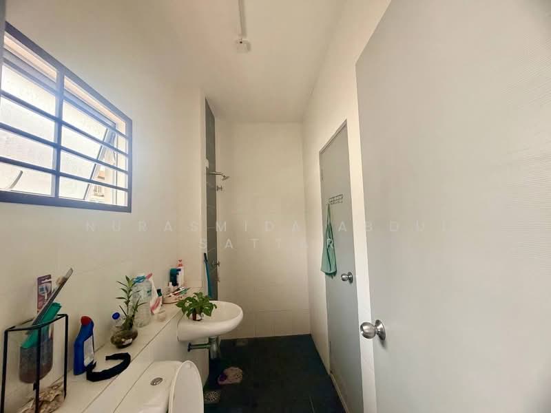 2-storey Terraced House for Sale in S2 Heights (Seremban 2) - Nurasmida Abdul Sattar - Bathroom - PropertyGuru.com.my