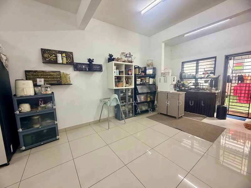2-storey Terraced House for Sale in S2 Heights (Seremban 2) - Nurasmida Abdul Sattar - Kitchen - PropertyGuru.com.my