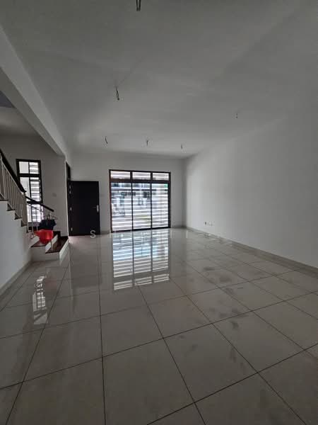 Rini Homes 7 untuk Untuk Dijual - RM 799,000, Apr 2026 - Living Room - PropertyGuru.com.my