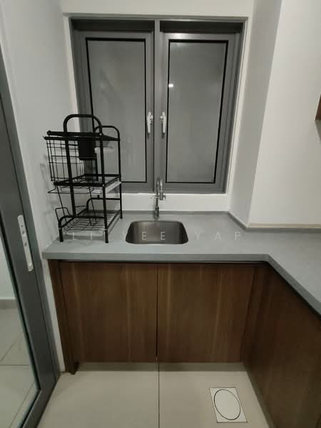 Lakefront Residence untuk Untuk Disewa - RM 1,800 /bulan, Mac 2026 - Kitchen - PropertyGuru.com.my
