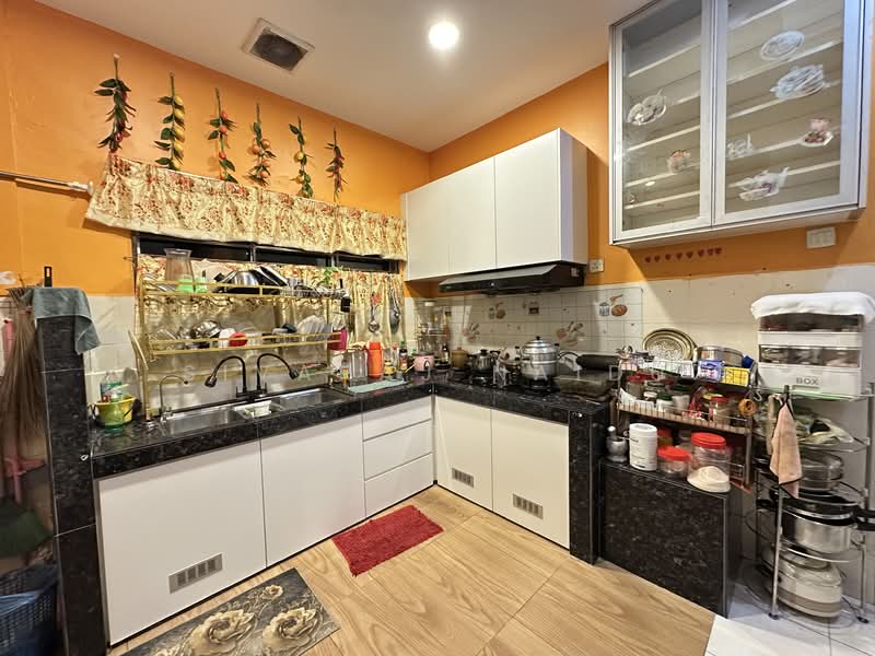 Terraced House for Sale in Klang (Selangor) - Sivaraj Naidu - Kitchen - PropertyGuru.com.my