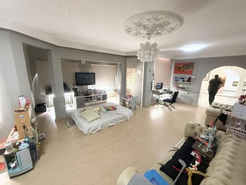 Untuk Dijual - Seksyen 6