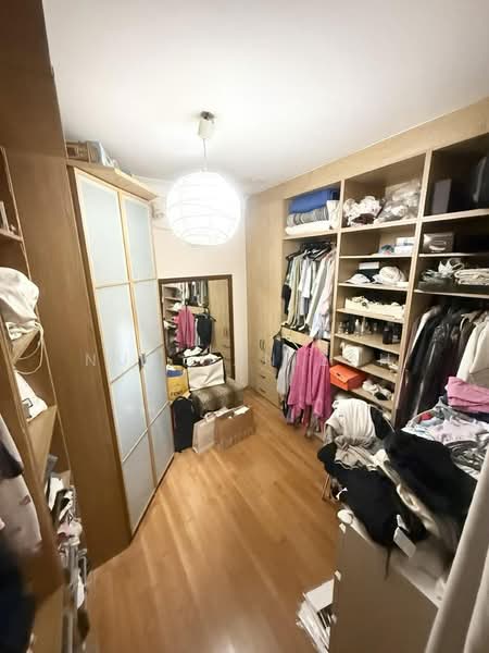 Untuk Dijual - Seksyen 6