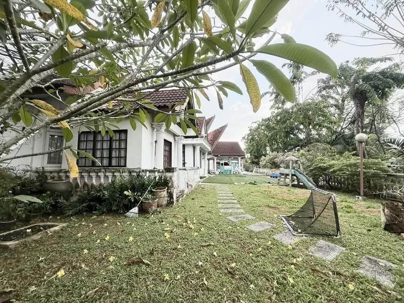 Untuk Dijual - Seksyen 6