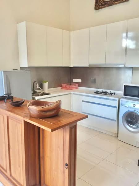 Condominium for Sale at Hampshire Residences - Gudrotullah Ikhwan - Kitchen - PropertyGuru.com.my
