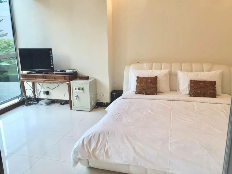 Condominium for Sale at Hampshire Residences - Gudrotullah Ikhwan - Bedroom - PropertyGuru.com.my