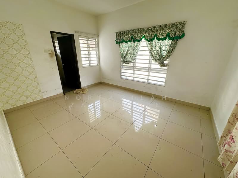 Terraced House for Sale in Puncak Alam (Selangor) - NORFADILAH ZAINUDDIN - Interior - PropertyGuru.com.my