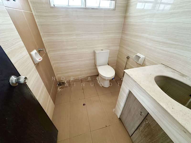 Terraced House for Sale in Puncak Alam (Selangor) - NORFADILAH ZAINUDDIN - Bathroom - PropertyGuru.com.my