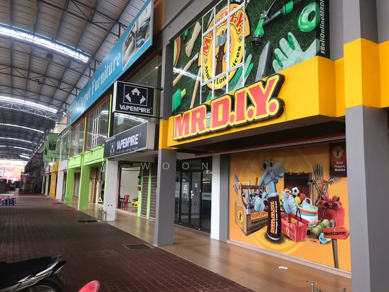 Shop for Rent in Ayer Keroh (Melaka) - Woon . - PropertyGuru.com.my