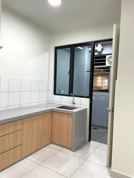 Maxim Residences untuk Untuk Disewa - RM 2,499 /bulan, Mac 2026 - Kitchen - PropertyGuru.com.my