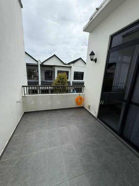 Eco Summer untuk Untuk Dijual - RM 978,000, Mac 2026 - Balcony - PropertyGuru.com.my