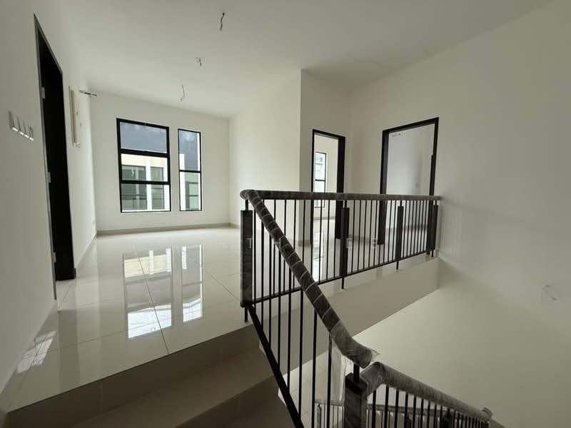 TAMAN IMPIAN EMAS (HONEYDALE RESIDENCE) untuk Untuk Dijual - RM 1,150,000, Apr 2026 - Interior - PropertyGuru.com.my