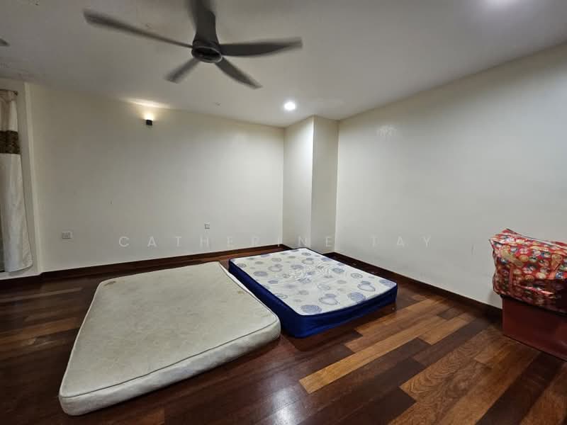 Bungalow for Sale in Taman Lestari Perdana (Seri Kembangan) - Catherine Tay - Bedroom - PropertyGuru.com.my