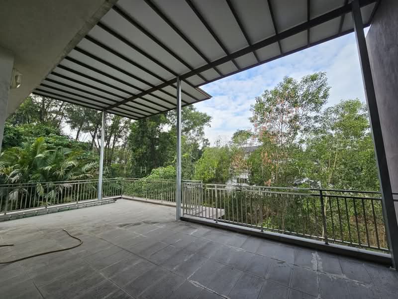 Bungalow for Sale in Taman Lestari Perdana (Seri Kembangan) - Catherine Tay - Balcony - PropertyGuru.com.my