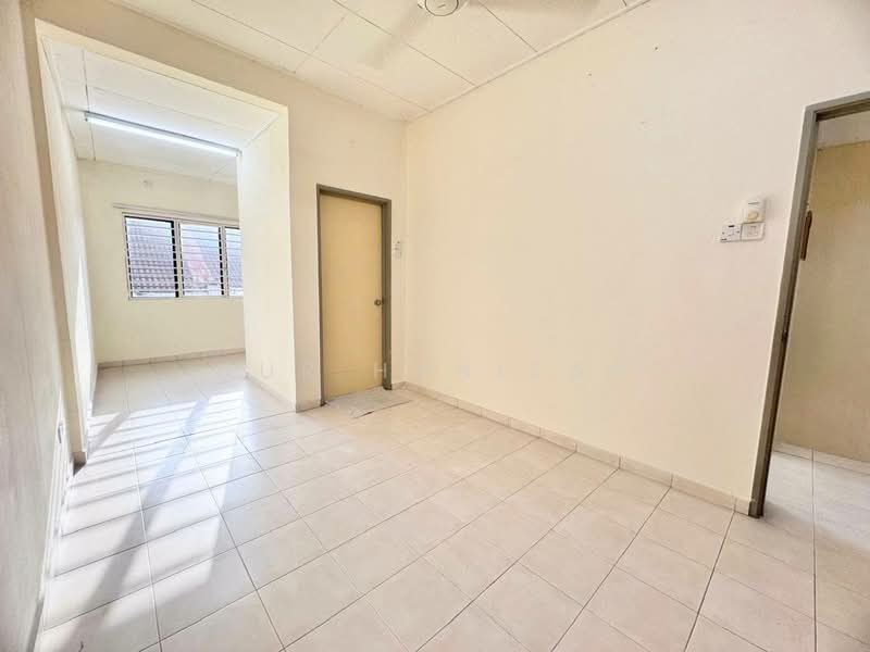 2-storey Terraced House for Sale in Saujana Utama (Selangor) - Nur Hanizah - PropertyGuru.com.my