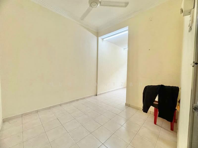 2-storey Terraced House for Sale in Saujana Utama (Selangor) - Nur Hanizah - PropertyGuru.com.my