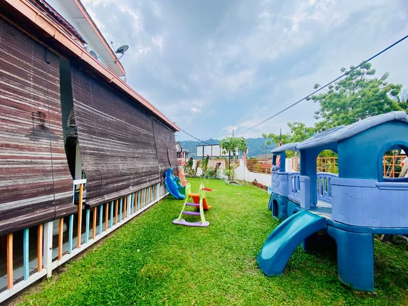 Semi-Detached House for Sale in Ampang Jaya (Ampang) - Gudrotullah Ikhwan - Garden - PropertyGuru.com.my