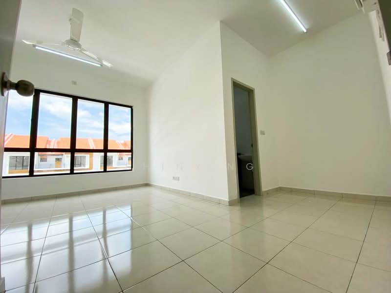 Setia Permai 3 @ Bandar Setia Alam untuk Untuk Disewa - RM 2,000 /bulan, Mac 2026 - Living Room - PropertyGuru.com.my