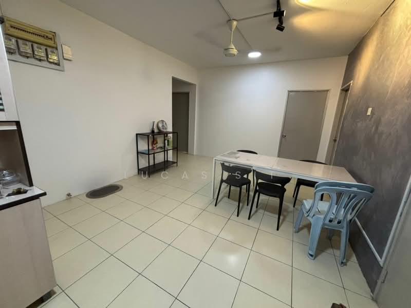 Condominium for Sale at Platinum Lake PV 12 - Lucas Sit - Dining Room - PropertyGuru.com.my