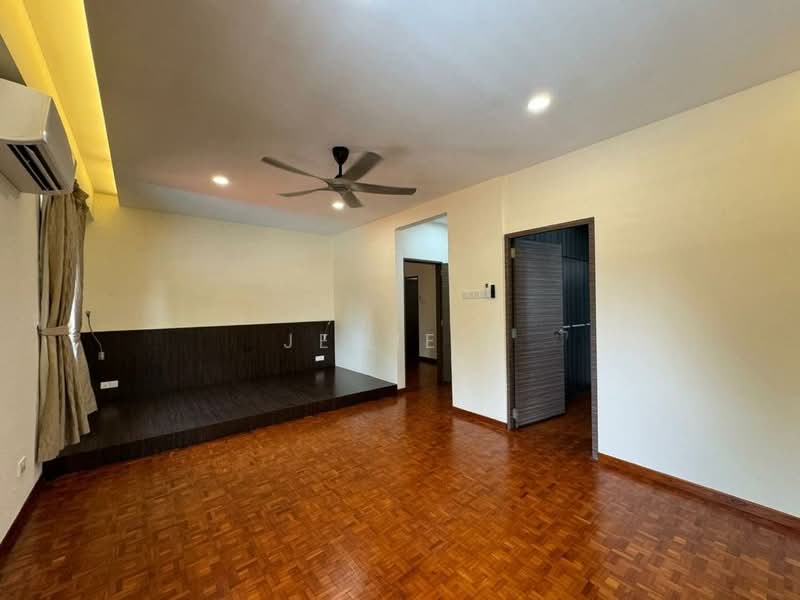 Bungalow for Rent in Bukit Kesenangan (Johor Bahru) - Jemie . - Living Room - PropertyGuru.com.my