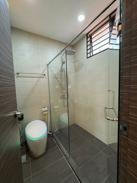 Bungalow for Rent in Bukit Kesenangan (Johor Bahru) - Jemie . - Bathroom - PropertyGuru.com.my