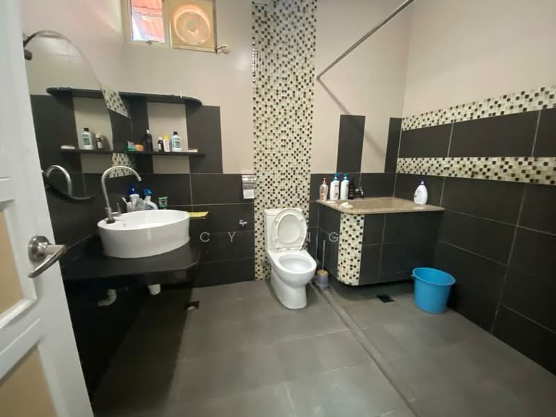 Paya Terubong untuk Untuk Dijual - RM 1,300,000, Mac 2026 - Bathroom - PropertyGuru.com.my