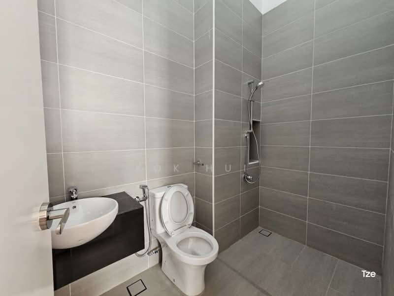 Semi-Detached House for Sale in Eco Spring (Johor Bahru) - Kok Hui - Bathroom - PropertyGuru.com.my