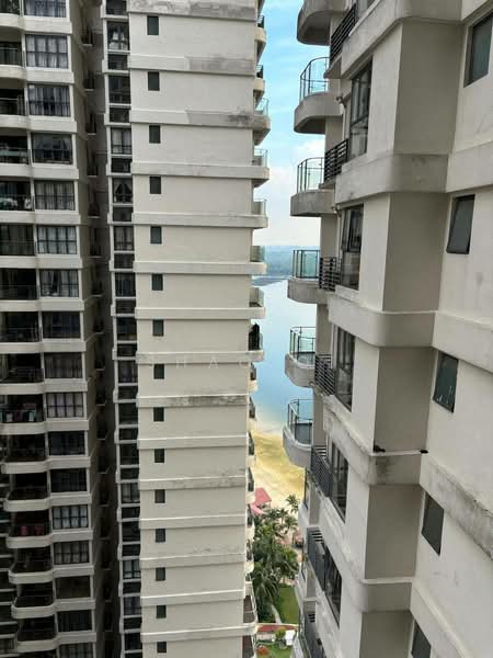 Royal Strand @ Country Garden Danga Bay untuk Untuk Disewa - RM 3,000 /bulan, Apr 2026 - Exterior - PropertyGuru.com.my