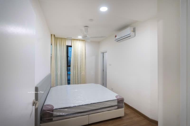 Service Residence for Sale at AraTre' Residences - Vitas Tan - Bedroom - PropertyGuru.com.my