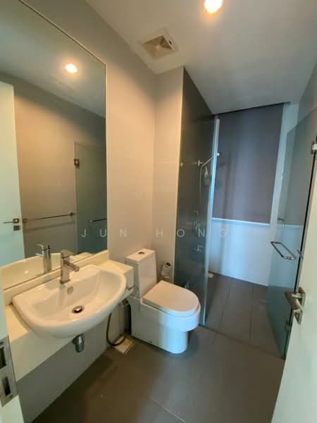 Condominium for Sale at Nadayu28 - Jun hong - Bathroom - PropertyGuru.com.my