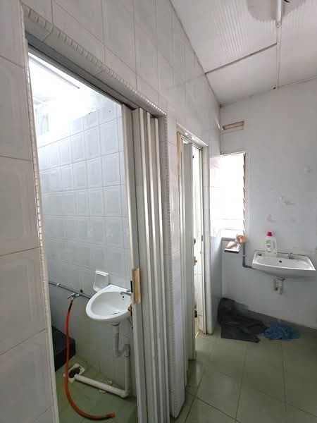 Taman Maju Jaya untuk Untuk Dijual - RM 978,000, Mac 2026 - Bathroom - PropertyGuru.com.my