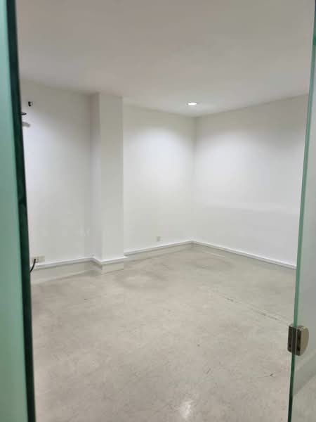 Office for Rent in Puchong (Selangor) - Samantha Han - Interior - PropertyGuru.com.my