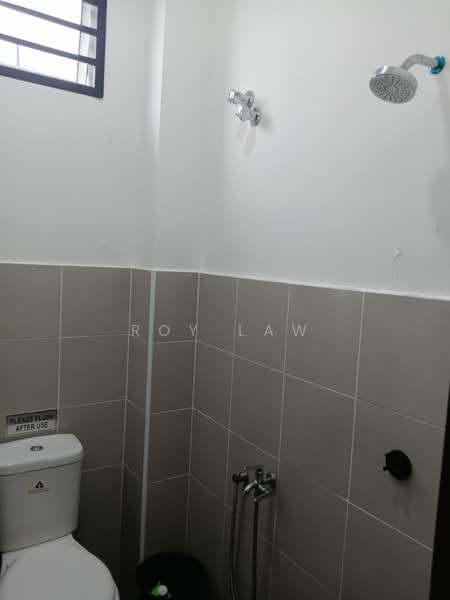 Taman Mayung @ Port Dickson untuk Untuk Disewa - RM 1,300 /bulan, Mac 2026 - Bathroom - PropertyGuru.com.my