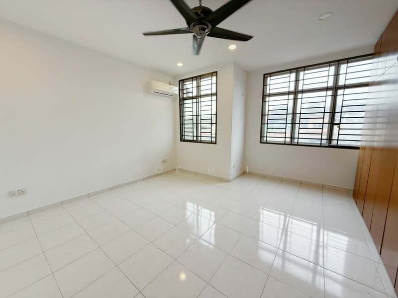 Rumah Teres 2 Tingkat untuk Dijual di Taman Setia Indah (Tebrau) - Kok Hui - Interior - PropertyGuru.com.my