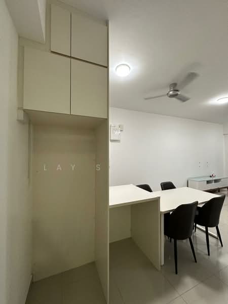 Service Residence for Sale at East Parc @ Manjalara - Jessica Lim - Dining Room - PropertyGuru.com.my