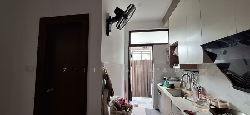 Rumah Teres 2 Tingkat untuk Disewa di Setia Safiro (Cyberjaya) - Zilla Ahmad - Kitchen - PropertyGuru.com.my