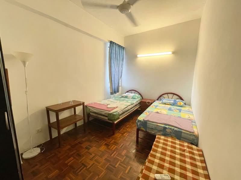 Kondominium untuk Disewa di Eden Seaview Condominium - Rainny Wong - Bedroom - PropertyGuru.com.my