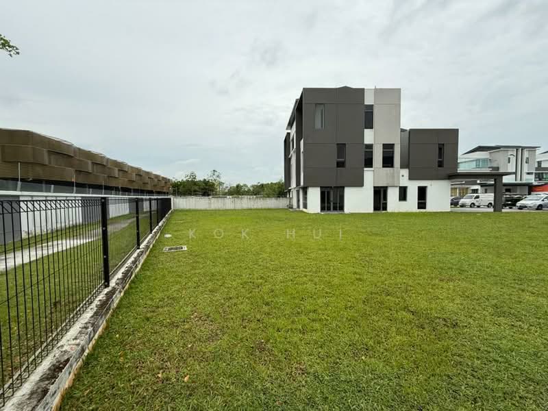 Semi-Detached House for Sale in Lenang Heights (Johor Bahru) - Kok Hui - Exterior - PropertyGuru.com.my