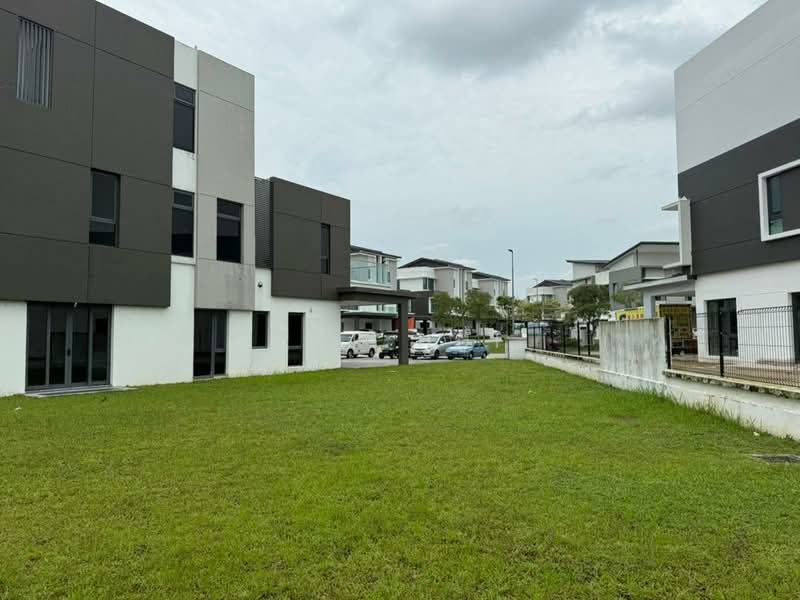 Semi-Detached House for Sale in Lenang Heights (Johor Bahru) - Kok Hui - Exterior - PropertyGuru.com.my