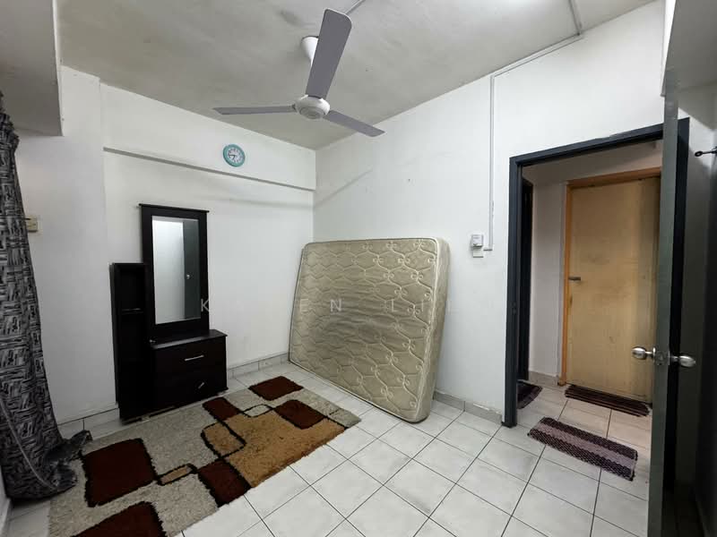 Taman Bukit Permai untuk Untuk Disewa - RM 1,400 /bulan, Mac 2026 - Bedroom - PropertyGuru.com.my