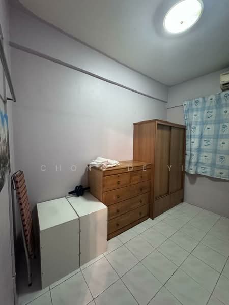 Taman Sungai Besi Indah untuk Untuk Dijual - RM 300,000, Mac 2026 - Bedroom - PropertyGuru.com.my