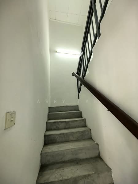 Bandar Tun Hussein Onn untuk Untuk Dijual - RM 700,000, Mac 2026 - Staircase - PropertyGuru.com.my