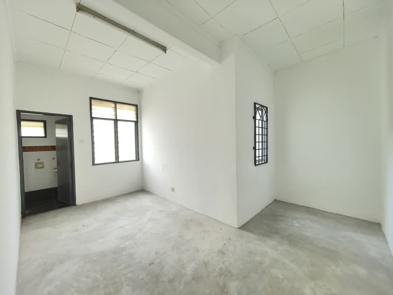Bandar Tun Hussein Onn untuk Untuk Dijual - RM 700,000, Mac 2026 - Room - PropertyGuru.com.my