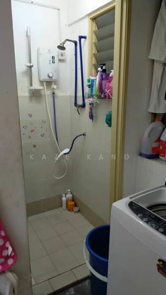 Flat for Rent at Desa Pinang 2 - Kaze Kang - Bathroom - PropertyGuru.com.my